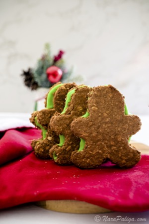 OATMEAL GINGERBREAD COOKIES