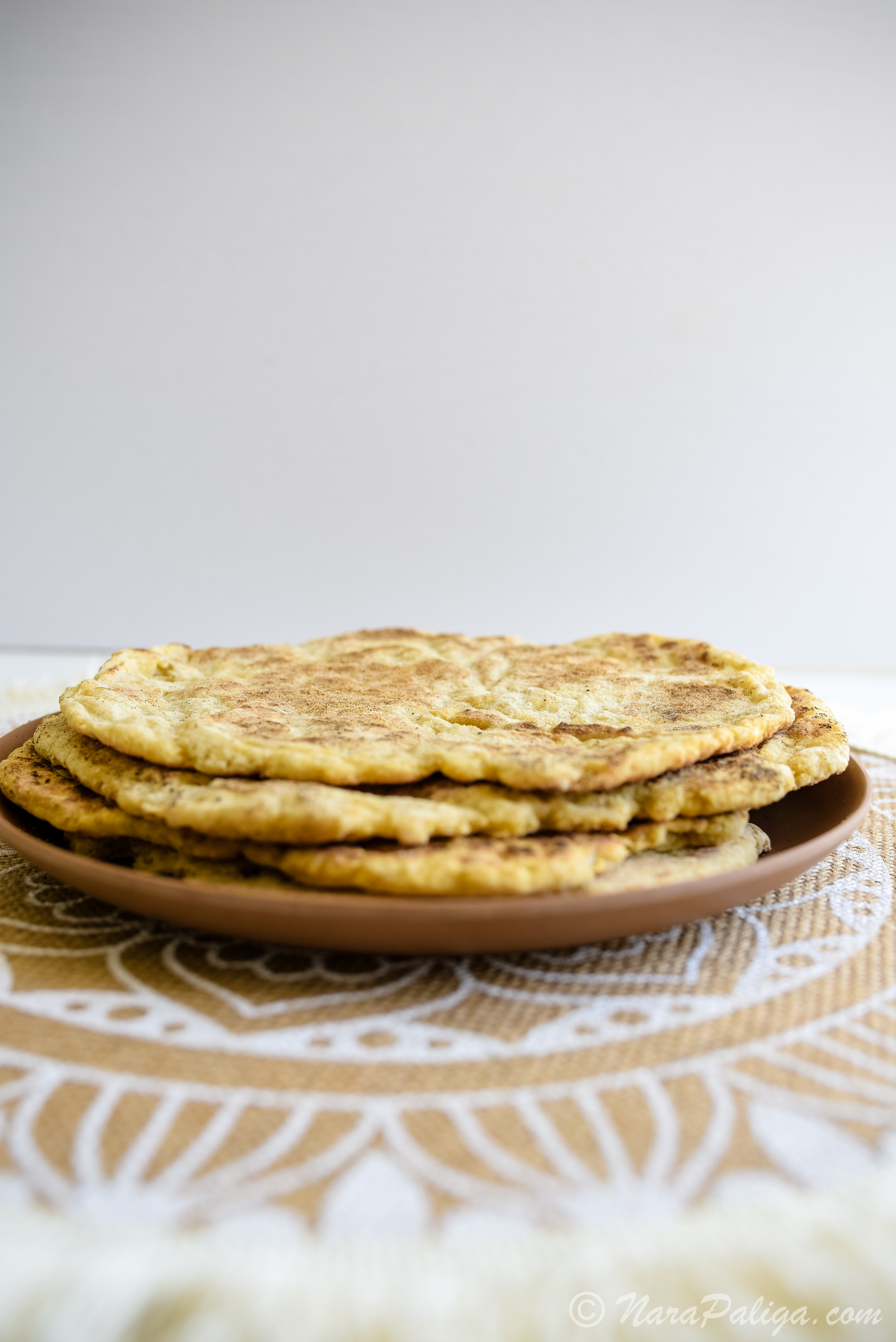 GLUTEN-FREE CHICKPEA PITA BREAD